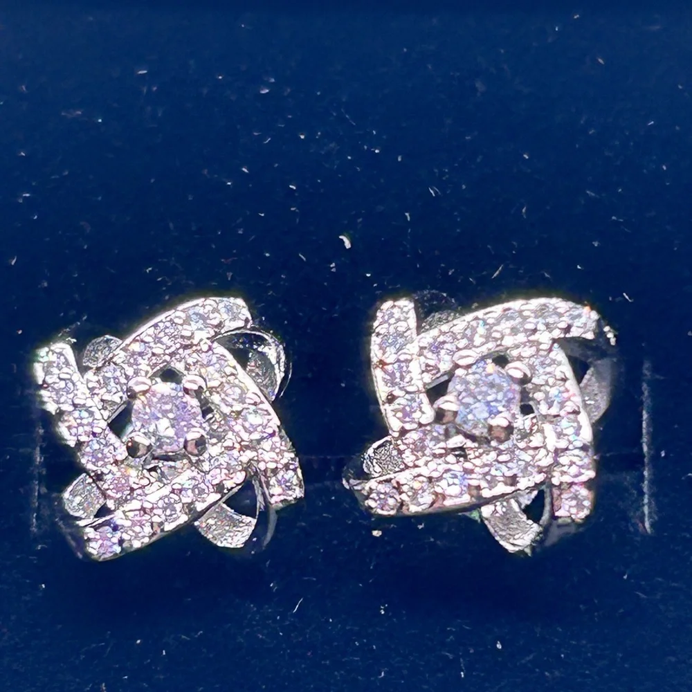 925 Sterling Silver and Cubic Zirconia Swirl Stud  earrings . **New In Box ** - Picture 1 of 6